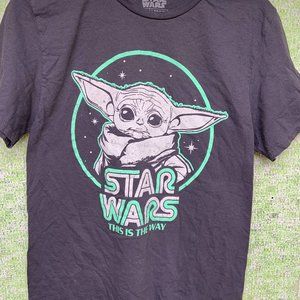 Star Wars Original Lucas Film Gray Color  Size MEDIUM  Baby Yoda Mens